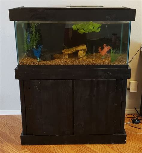40 Gallon Breeder Aquarium Fish Tank And Stand For Sale In Florence