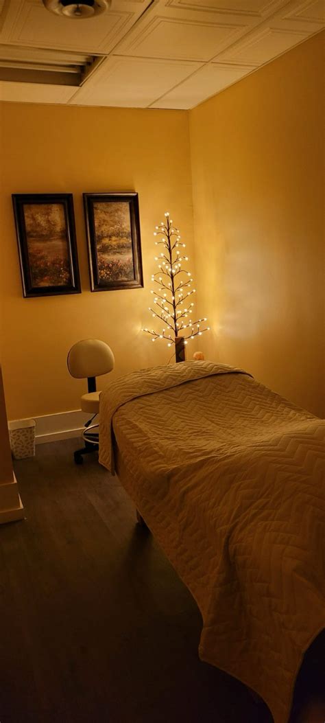 relaxation massage reki facials by hina jade spa health and beauty services mississauga