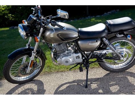 Tradition comes alive in the tu250x. Buy 2012 Suzuki TU250X on 2040-motos