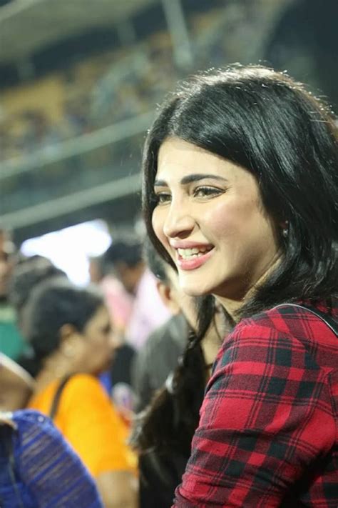 Shruti Haasan Shruti Hassan Cricket Match Actresses