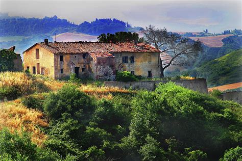 Italy Tuscan Farmhouse Photograph By John Ford Fine Art America