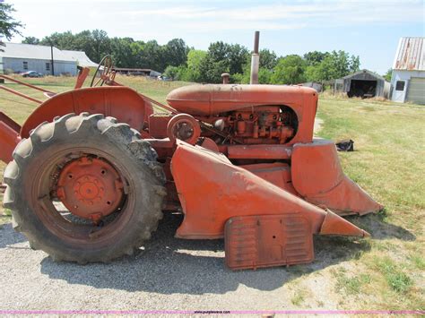 1950 Allis Chalmers Wd Tractor With Mounted Corn Picker In Hettick Il