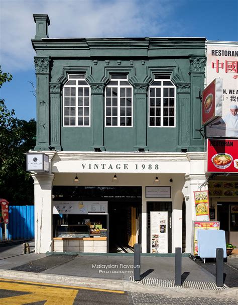 Merchant's lane, jalan petaling merchant's lane kl, the pioneer among the rest. Top Hipster Cafes in Petaling Street KL: For Brunch ...