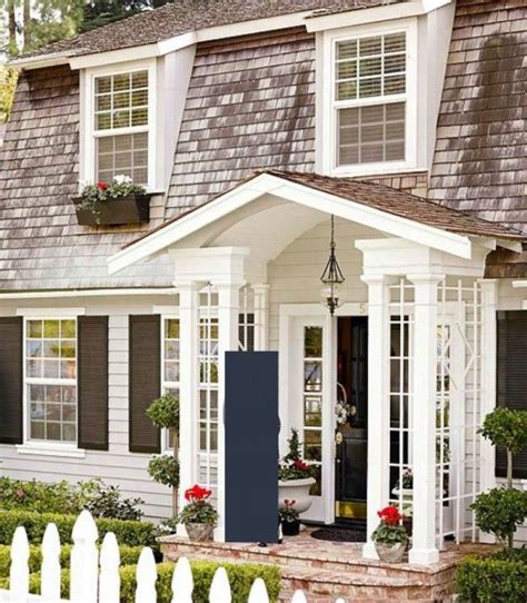 The mansard style reached the zenith of its popularity in the late 1970s. Dutch-colonial/Mansard-roof architecture. | Roof ...