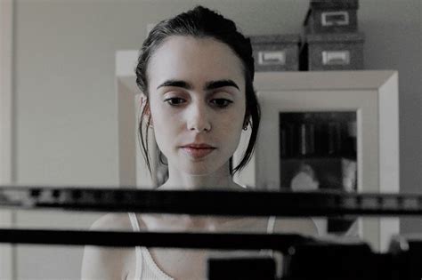 Best Photos Of Lily Collins Lily Collins Without Makeup Lily