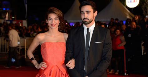 Popular media personality elodie zone spills the beans on her relationship with sean andrews. Tal en couple, Amélie Neten, Elodie Frégé les seins à l ...