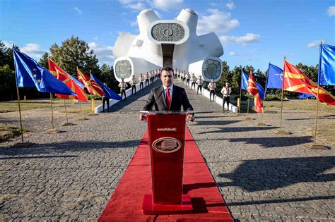 Завршно обраќање на Претседателот на Владата Зоран Заев до граѓаните на Република Македонија за ...