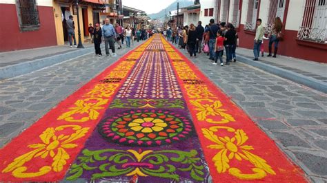 Xico Se Viste De Color Con Tapetes En Honor A Santa María Magdalena