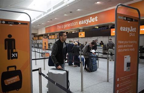 Read the frequently asked questions about baggage allowance for domestic & international flights. easyJet hand luggage allowance: What are the baggage ...
