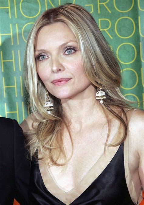 Pin By Susan Wright On Michelle Pfeiffer Michelle Pfeiffer Michelle