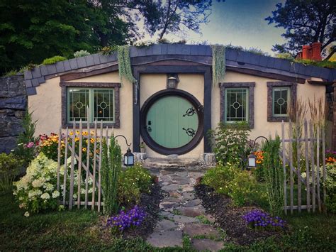 Real Life Hobbit Holes Take Fans To Middle Earth Ahead Of The Lord Of