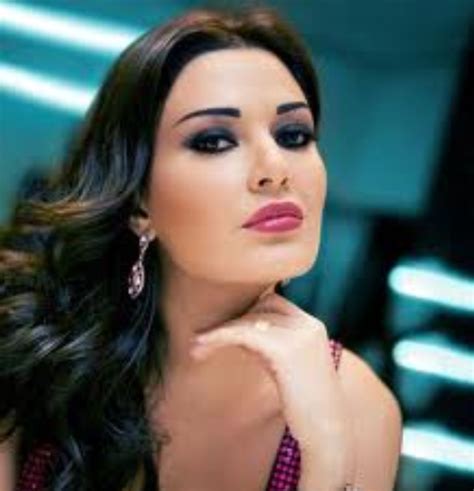 5 artis cantik arab yang sexy di dunia
