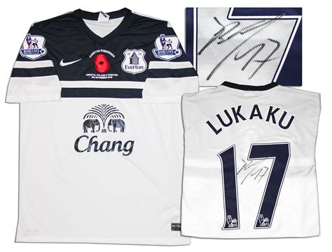 Romelu lukaku's double strike inspired a remarkable fightback as everton recovered from two but belgium forward lukaku gave everton a crucial lifeline when he netted one minute late and ivory. Lot Detail - Romelu Lukaku Match Worn Everton Football ...