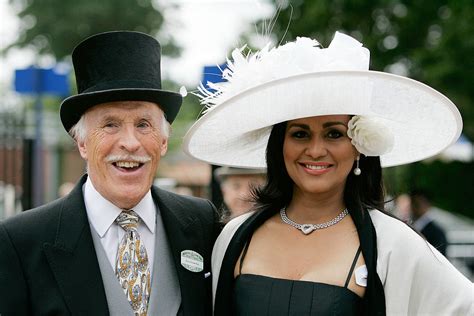 Sir Bruce Forsyths Widow Lady Wilnelia Considering ‘starting To Date Again Six Years After His