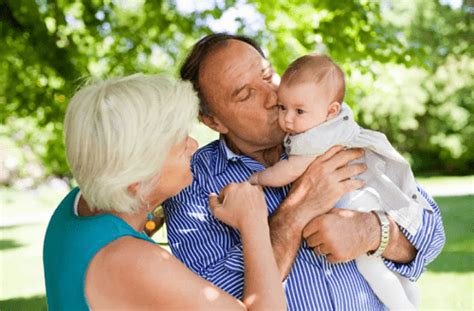 4 способа создать прочные отношения между бабушками дедушками и внуками