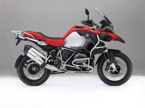 Motorcycle specifications, reviews, roadtest, photos, videos and comments on all motorcycles. 2018 BMW R 1200 GS Adventure Buyer's Guide | Specs & Price