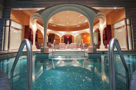 The Best Hotels With Hot Tubs And Jacuzzis To Book In Atlantic City
