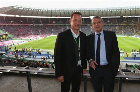 Das pokalwunder von eintracht frankfurt. DFB-Pokalfinale: Was macht Tom Hanks denn da? - Fußball ...