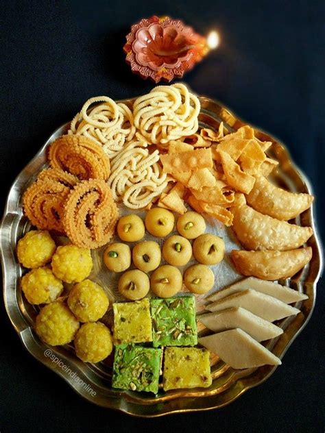 Madatha kaja recipe in tamil. Suyam Sweet Recipe In Tamil - Sweet Bonda Vellam Bonda Banana Wheat Fritters : Mangani samayal 1 ...