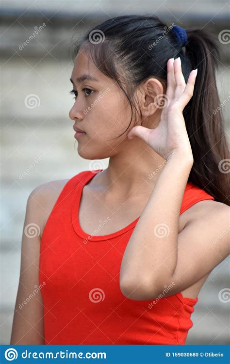 une audition de la fille de philippine a photo stock image du philippin adorable 159030680