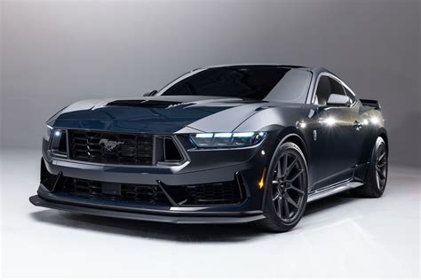 Mustang 2022 V6 Black