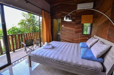 The retreat is located on a hilltop of a sprawling land of about 3 acres. Templer Park Rainforest Retreat | Rooms | Retreat, Outdoor ...