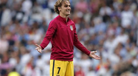 Club atlético de madrid s.a.d. Antoine Griezmann Atletico Madrid Player Wallpaper, HD ...