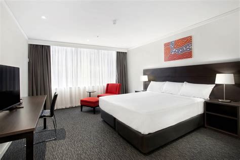 Rooms And Suites Superior King Room Melbourne Hotel Bayview Eden