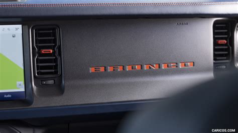 2022 Ford Bronco Raptor Interior Detail Caricos