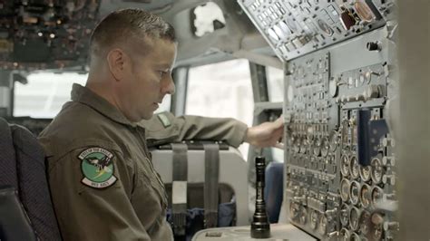 Flight Engineer Requirements And Benefits Us Air Force