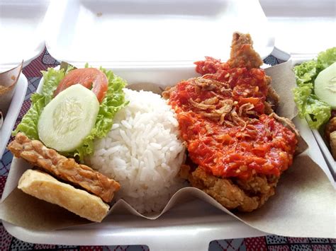 13+ resep ayam geprek aneka sambel yang wajib bunda coba ! Resep Ayam Geprek untuk Jualan Paling Laris dan Enak ...