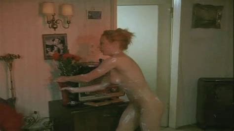 Naked Marie France Morel in Laß jucken Kumpel Maloche Bier und Bett