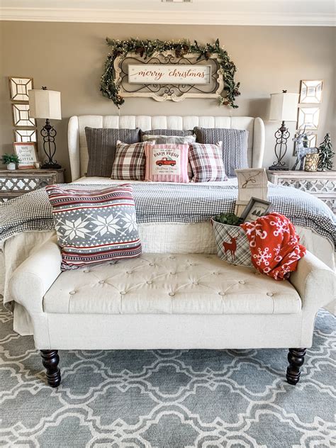 Cozy Christmas Bedroom Decor Ideas To Add Some Holiday Cheer