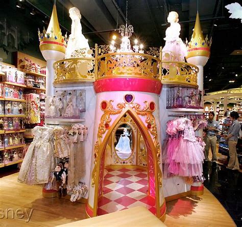 Fashion show mall stores and restaurants are generally open on the mall has extended hours in the holiday period between the thanksgiving weekend and christmas eve. Disney Store Celebrates Grand Opening of New Store in ...