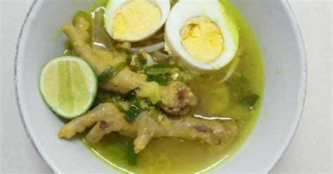 Rendam kerupuk dengan air panas mendidih selama 15 menit. 1.109 resep cara membuat soto ceker enak dan sederhana ...