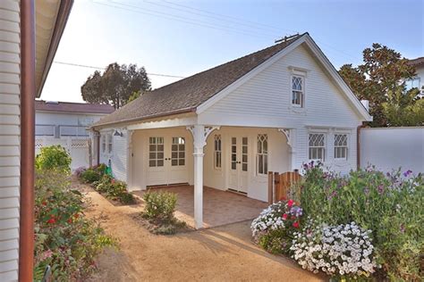 The california casa haciendas classic homes of los angeles photo credits: Napa Farmhouse Style Home In California