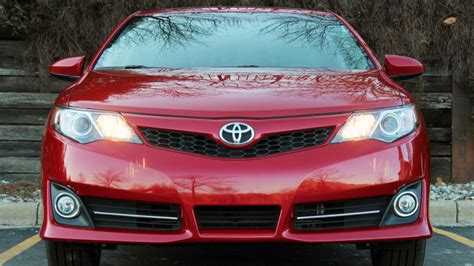 2012 Toyota Camry Se V6 Review Photo Gallery