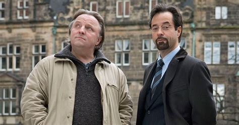 Im frühjahr gab er das scheitern seiner zweiten ehe bekannt; Drehstart zu "Hinkebein" (A... - Tatort - ARD | Das Erste