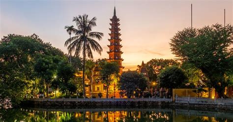Adventure Tour Scenic Vietnam Tour See The Highlights 10adventures