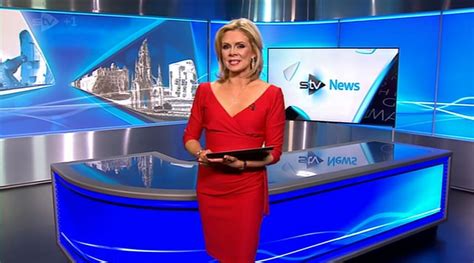 We like to think stv is an exciting and diverse place to work where creativity and innovation is at the heart of everything we do. New look STV News at Six: Debuts 10th September 2018 ...