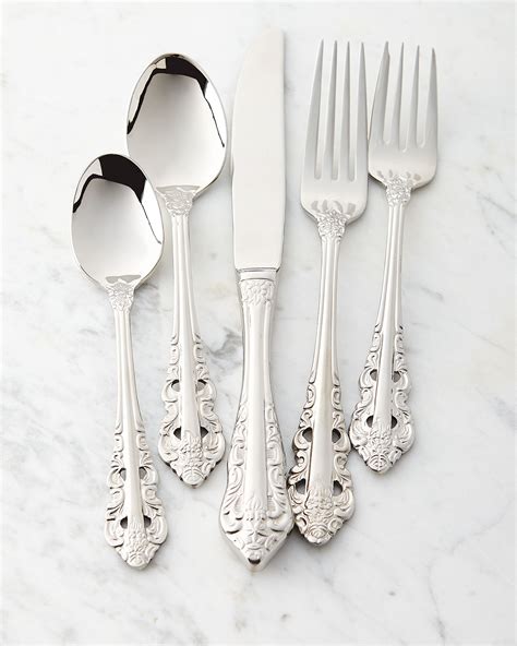 Wallace Silversmiths 65 Piece Antique Baroque Flatware Neiman Marcus