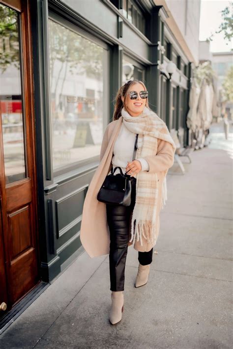 Casual And Dressy Winter Brunch Outfit Ideas To Wear Now