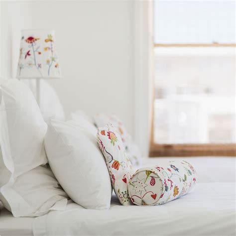 Easy Ways To Make Your Bed More Comfortable—bedroom Makeover Style Tips