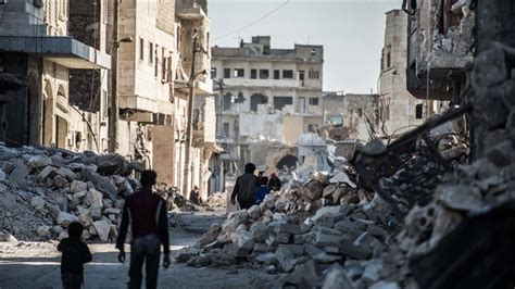 Newsnow provides the latest headlines on the syrian civil war. SNHR: Plus de 690 journalistes tués en Syrie, depuis le ...