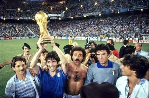 Последние твиты от 世界車輌制造工廠 (@rtmworldfactory). Paolo Rossi, Italy's 1982 FIFA World Cup hero, dies aged ...