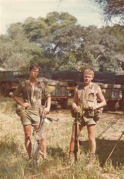 Rhodesian Soldiers Mid 1970s 620x894 Militaryporn