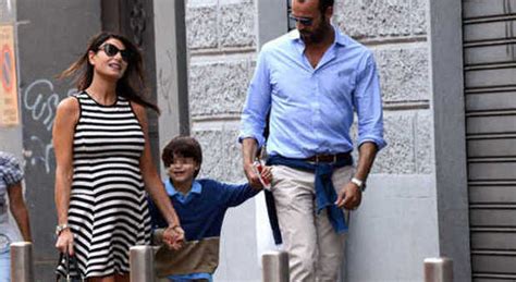A quasi dieci anni dalla scomparsa della moglie, marco giallini torna a parlare del suo amore in una delicata intervista rilasciata al corriere della sera. Ilaria D'Amico rivede l'ex Rocco Attisani:accompagna il ...