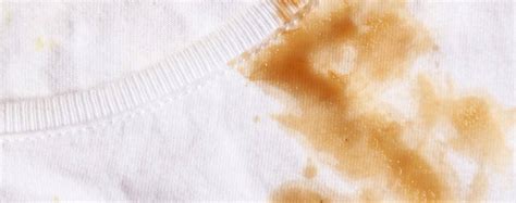 How To Remove Oil Stains From Clothes