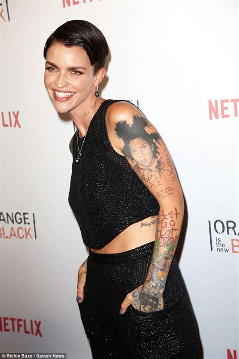 Ruby Rose Flashes Taut Tummy At Orangecon Fan Event In NYC Daily Mail