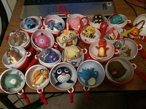 Vintage 90s/2000s burger king kids meal , mcdonald's toys. Pokemon Burger King toys! I believe these are from 1999 ...